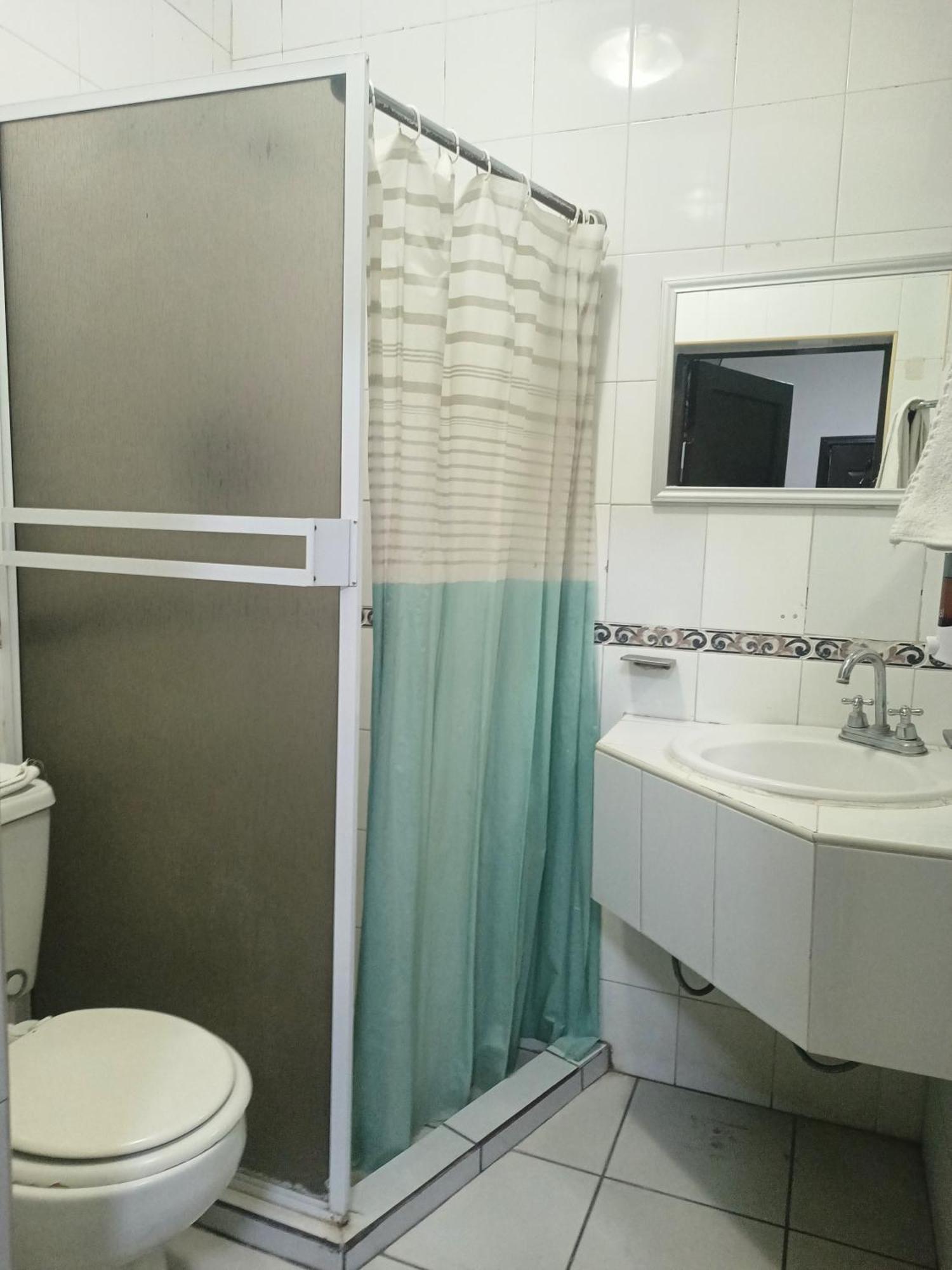 Hotel Baeza Delicias Buitenkant foto