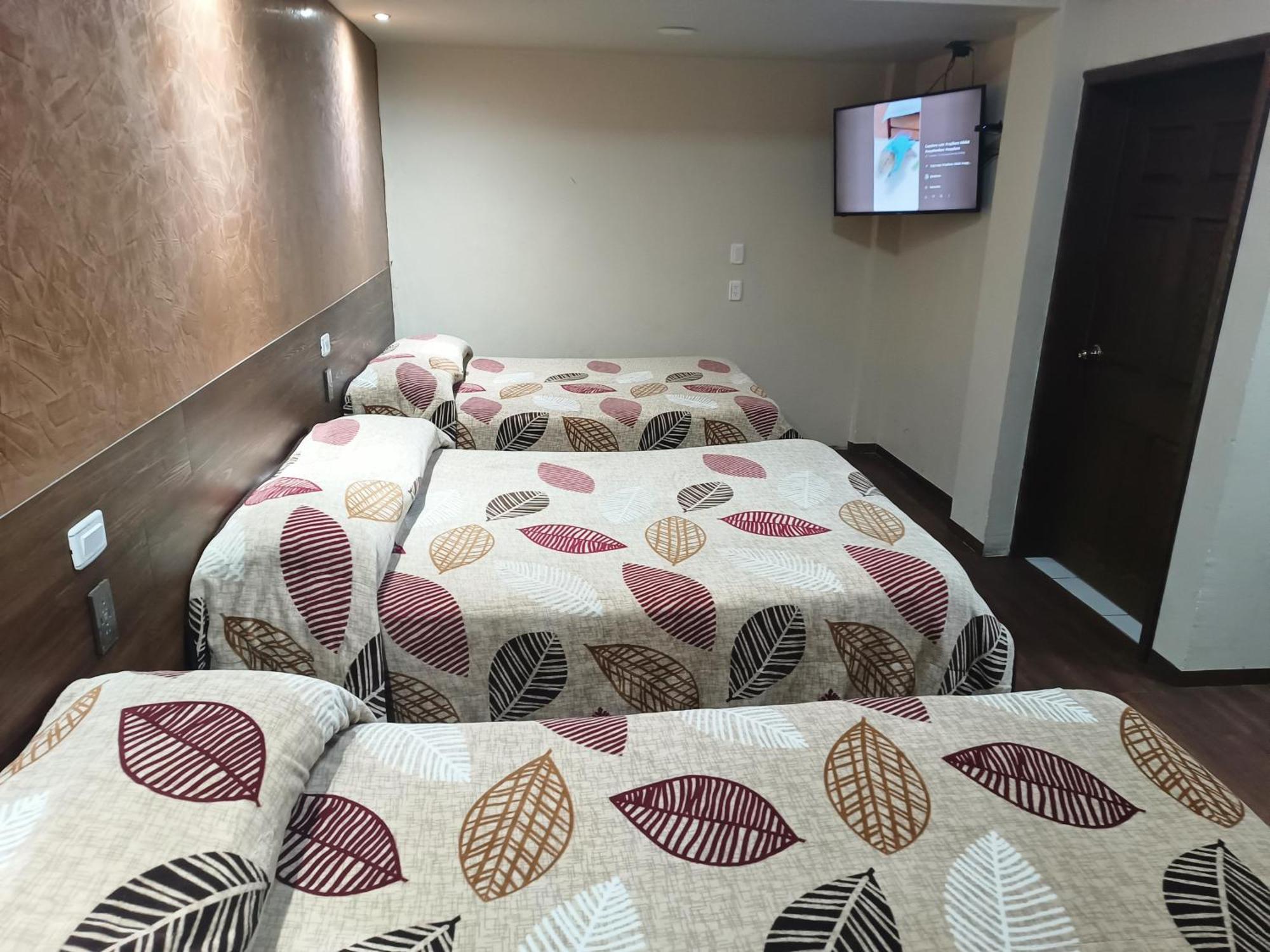 Hotel Baeza Delicias Buitenkant foto