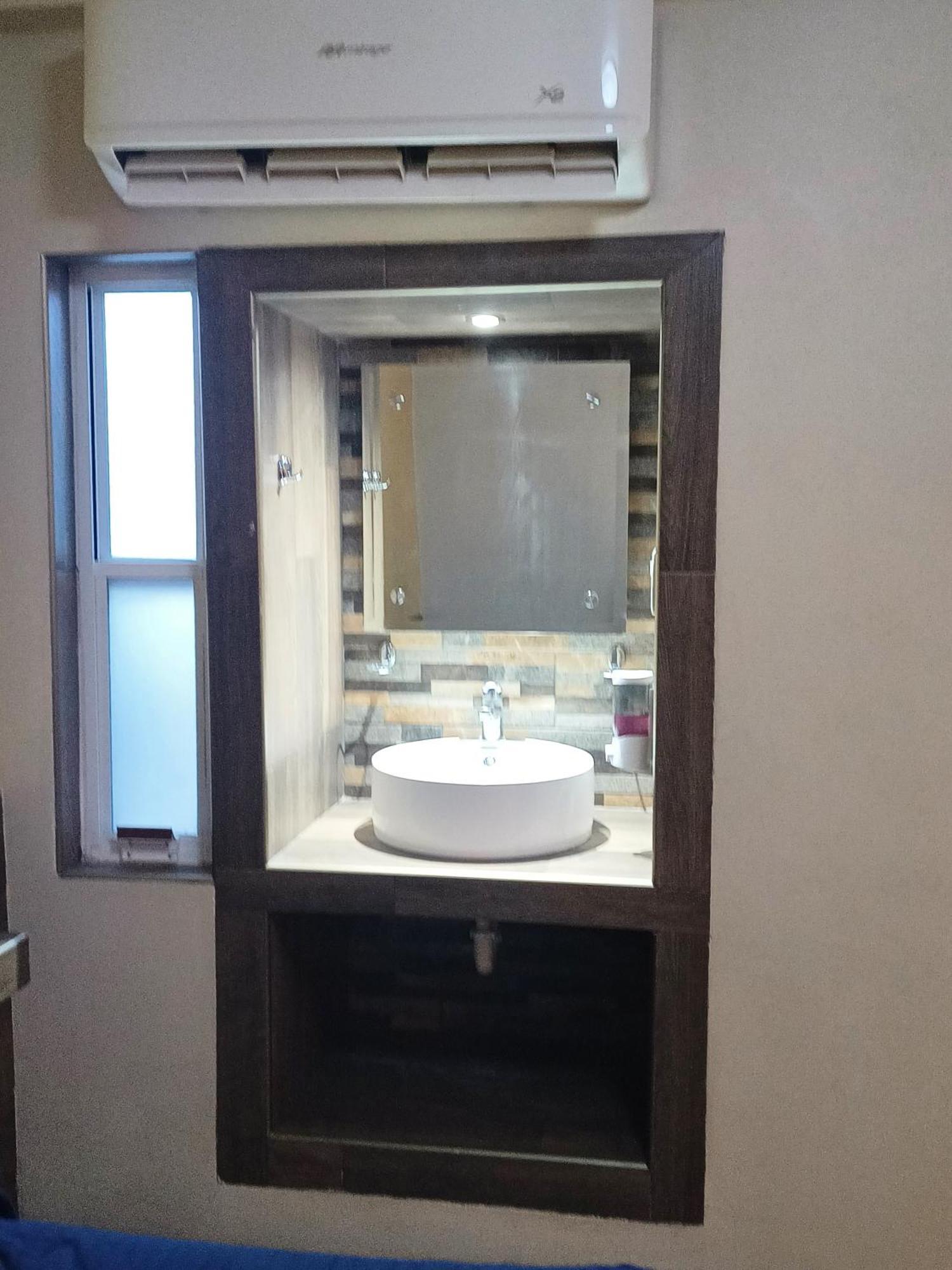 Hotel Baeza Delicias Buitenkant foto